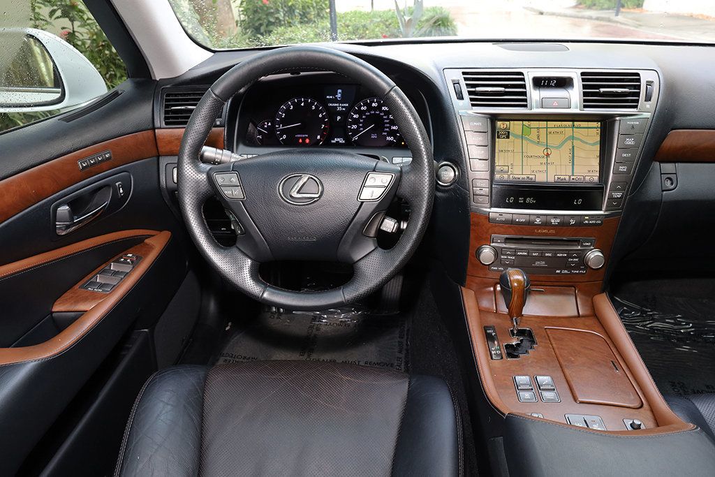 2010 Lexus LS 460 4dr Sedan RWD - 22908712 - 7
