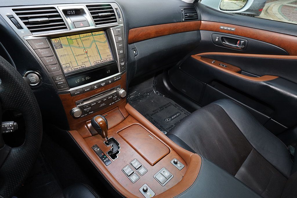2010 Lexus LS 460 4dr Sedan RWD - 22908712 - 8