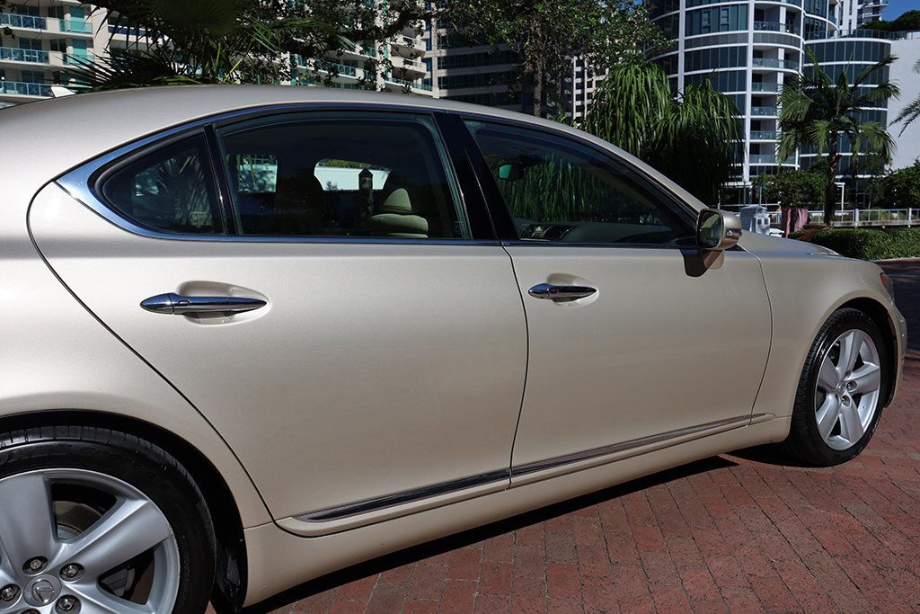 2010 Lexus LS 460 4dr Sedan RWD - 22936199 - 24