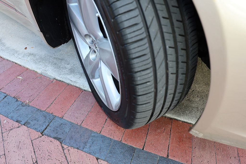 2010 Lexus LS 460 4dr Sedan RWD - 22936199 - 60