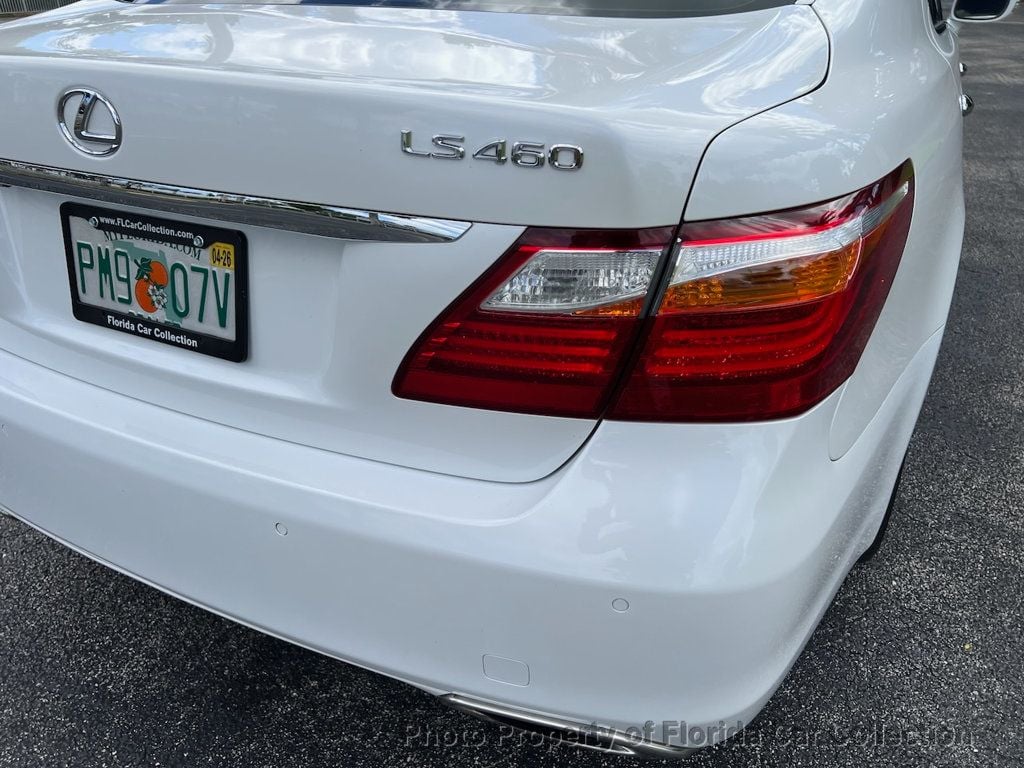 2010 Lexus LS 460 photo 19