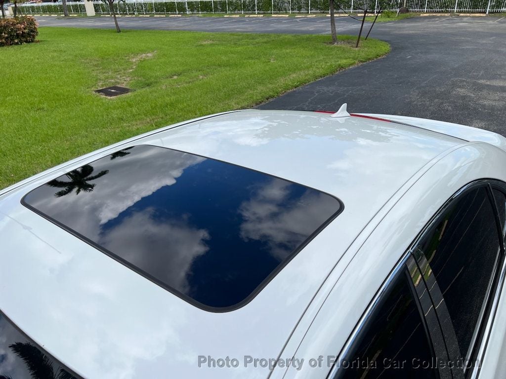 2010 Lexus LS 460 photo 22