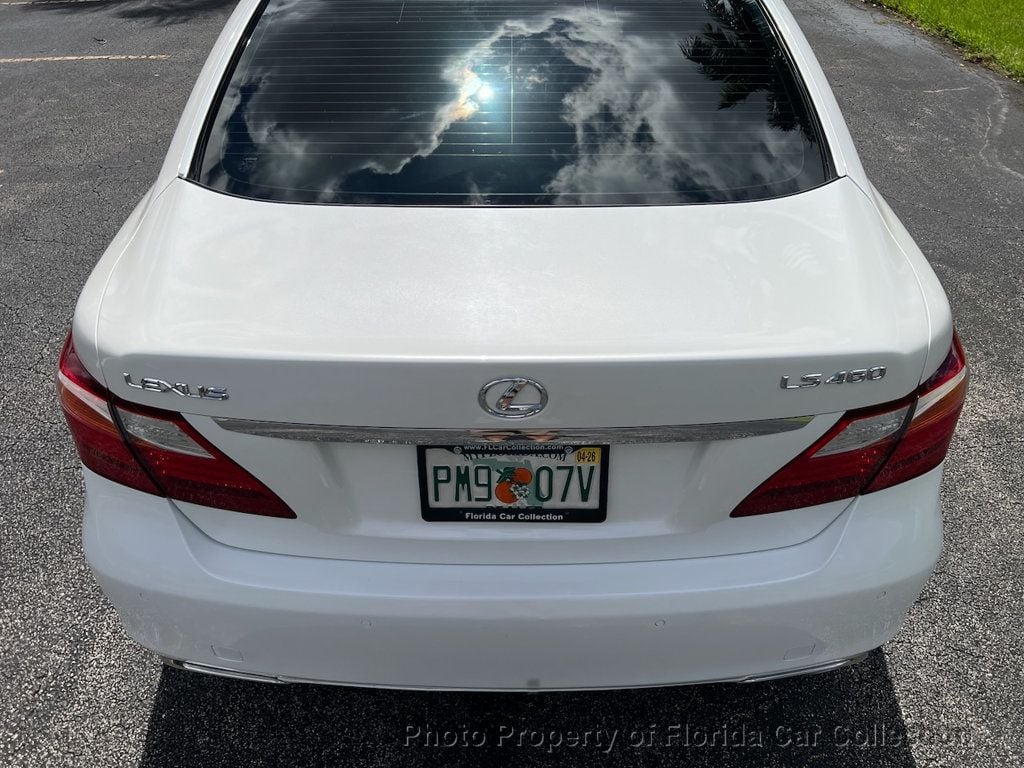 2010 Lexus LS 460 photo 25