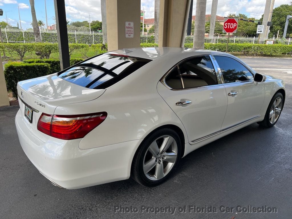 2010 Lexus LS 460 photo 29