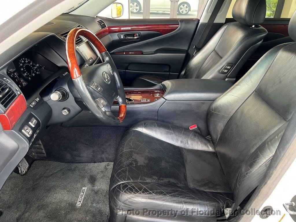 2010 Lexus LS 460 photo 36
