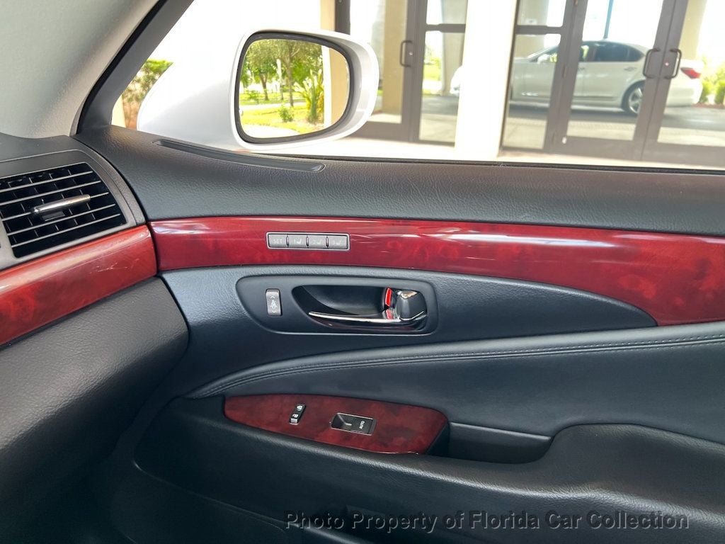 2010 Lexus LS 460 photo 56