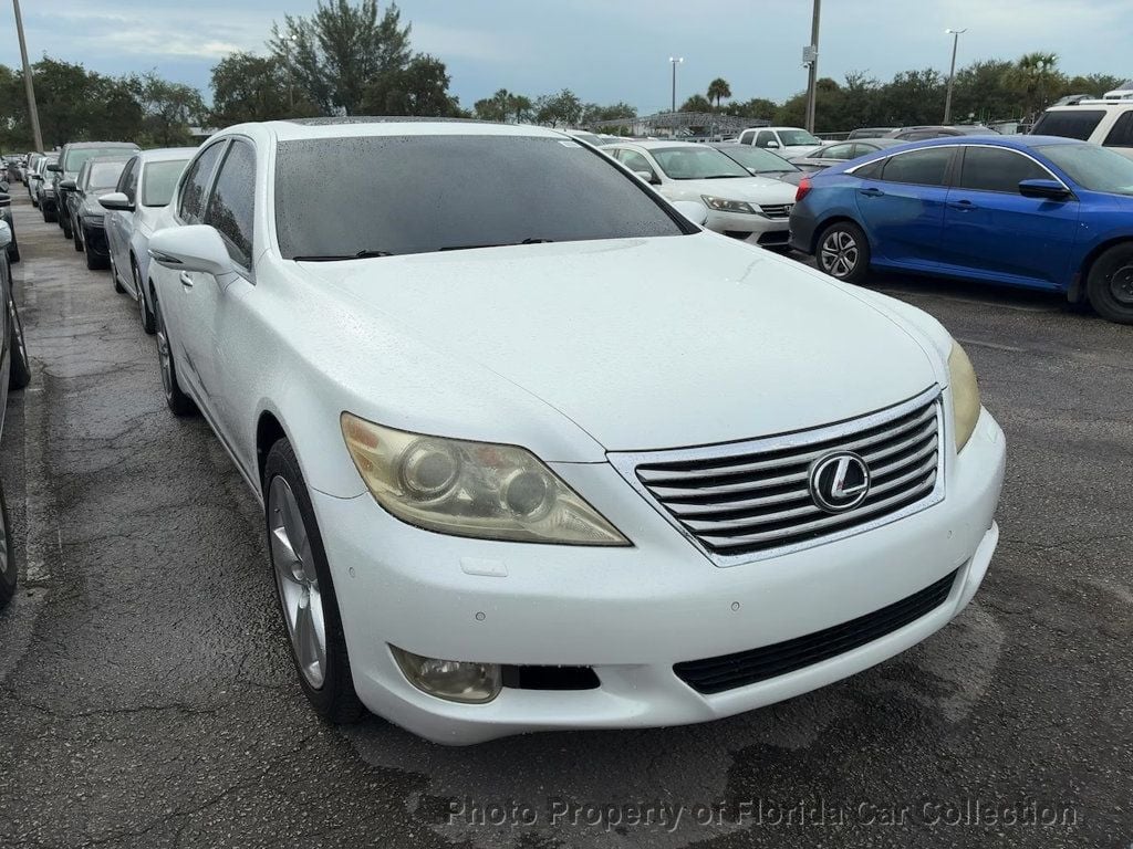 2010 Lexus LS 460 photo 2