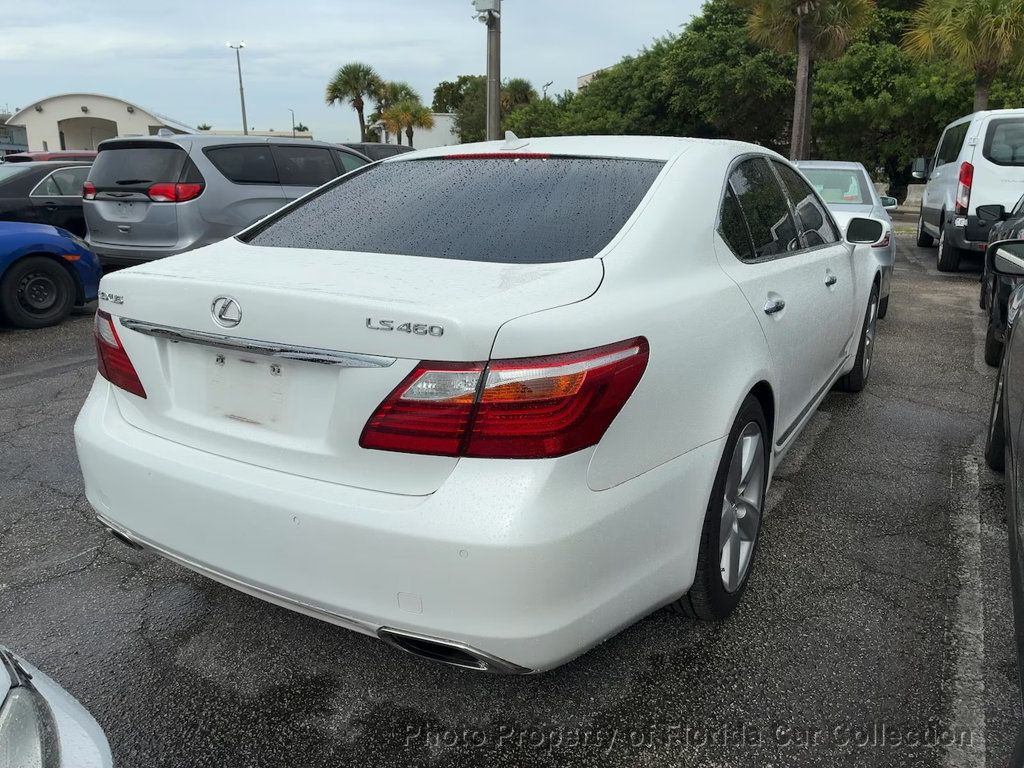 2010 Lexus LS 460 photo 4