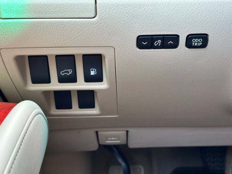 2010 Lexus RX 350 AWD 4dr - 22885603 - 37