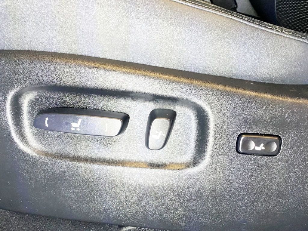 2010 Lexus RX 350 AWD 4dr - 22965796 - 19