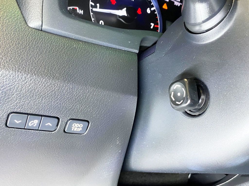 2010 Lexus RX 350 AWD 4dr - 22965796 - 28