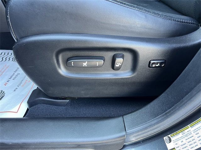 2010 Lexus RX 350 photo 11