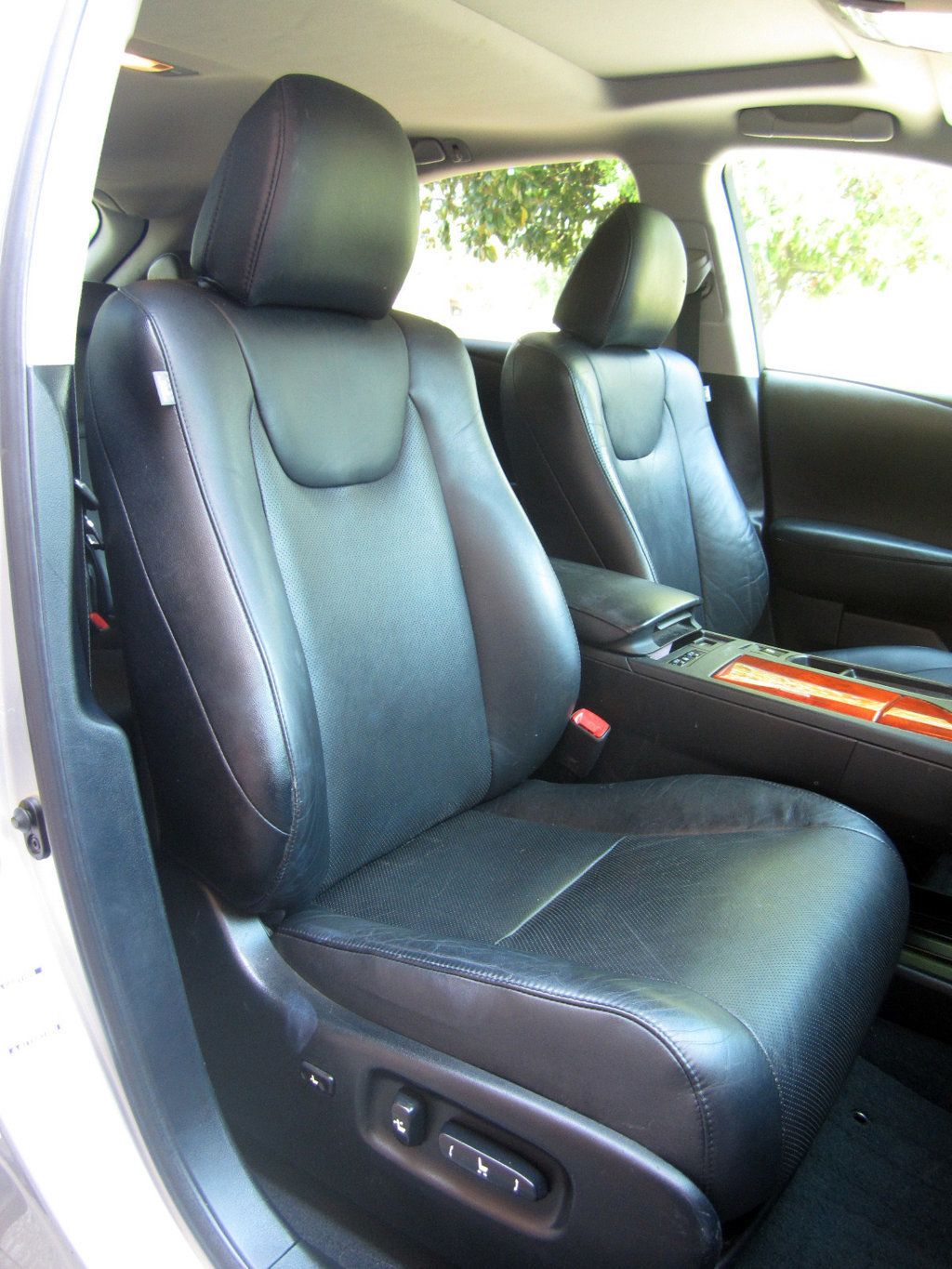 2010 Lexus RX 350 photo 14