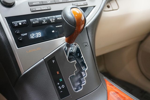 2010 Lexus RX 350 FWD 4dr - 22948275 - 17