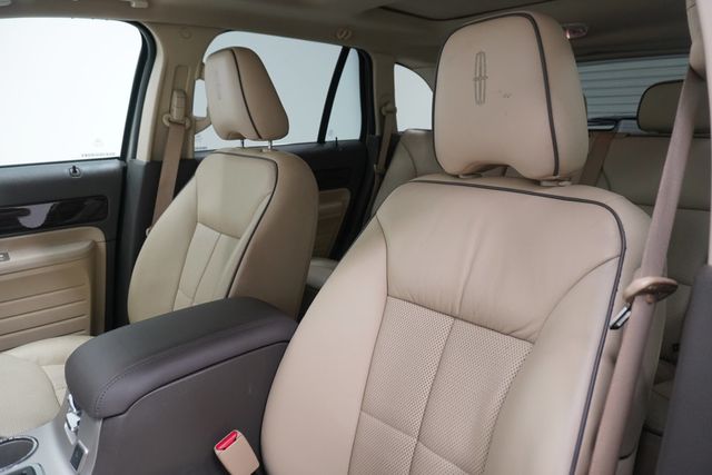 2010 Lincoln MKX FWD 4dr - 23031177 - 9