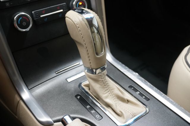 2010 Lincoln MKZ 4dr Sedan FWD - 22937582 - 16