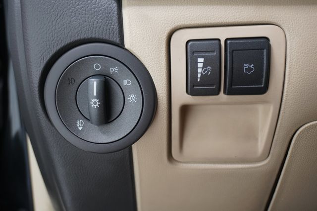 2010 Lincoln MKZ 4dr Sedan FWD - 22937582 - 21