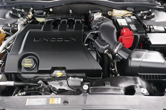 2010 Lincoln MKZ 4dr Sedan FWD - 22937582 - 30