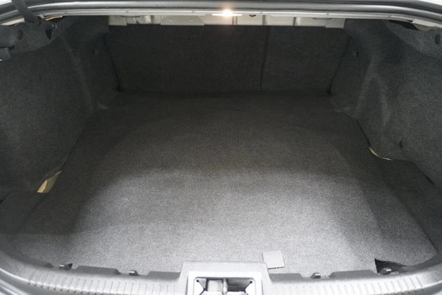 2010 Lincoln MKZ 4dr Sedan FWD - 22987706 - 24