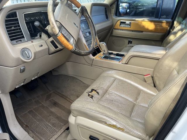 2010 Lincoln Navigator Base 4x4 4dr SUV - 22959751 - 2