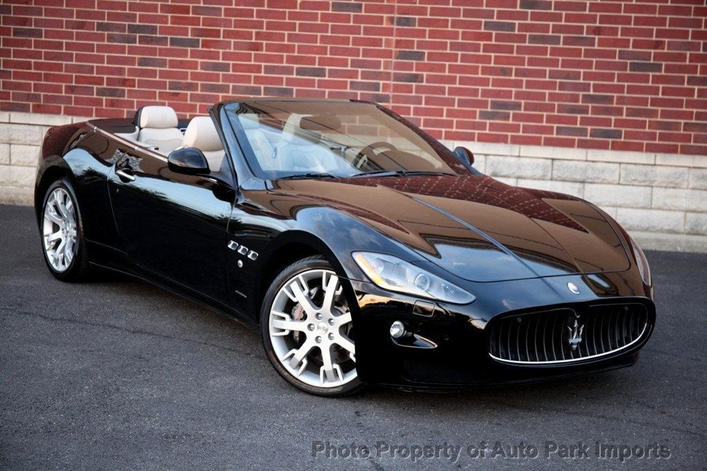 2010 Maserati Granturismo S Automatic photo 10