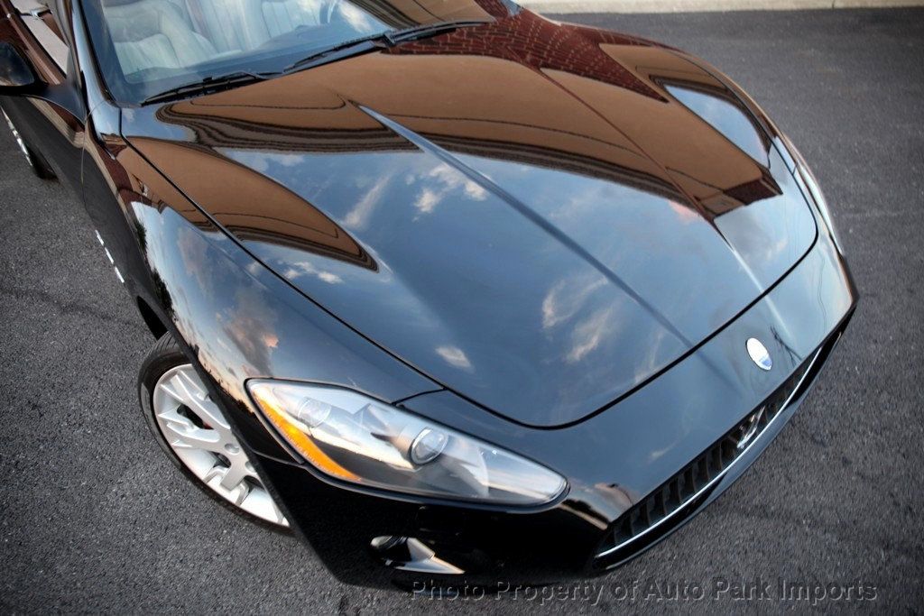 2010 Maserati Granturismo S Automatic photo 14