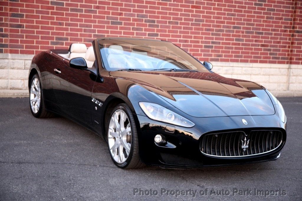 2010 Maserati Granturismo S Automatic photo 16