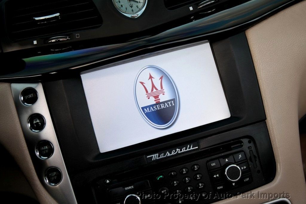 2010 Maserati Granturismo S Automatic photo 35