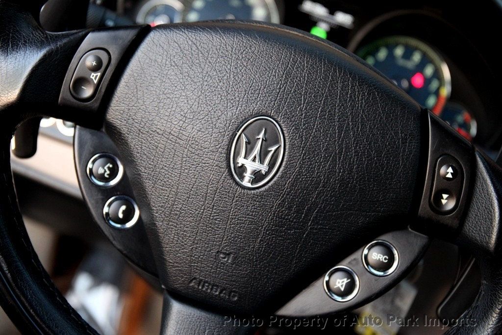 2010 Maserati Granturismo S Automatic photo 37