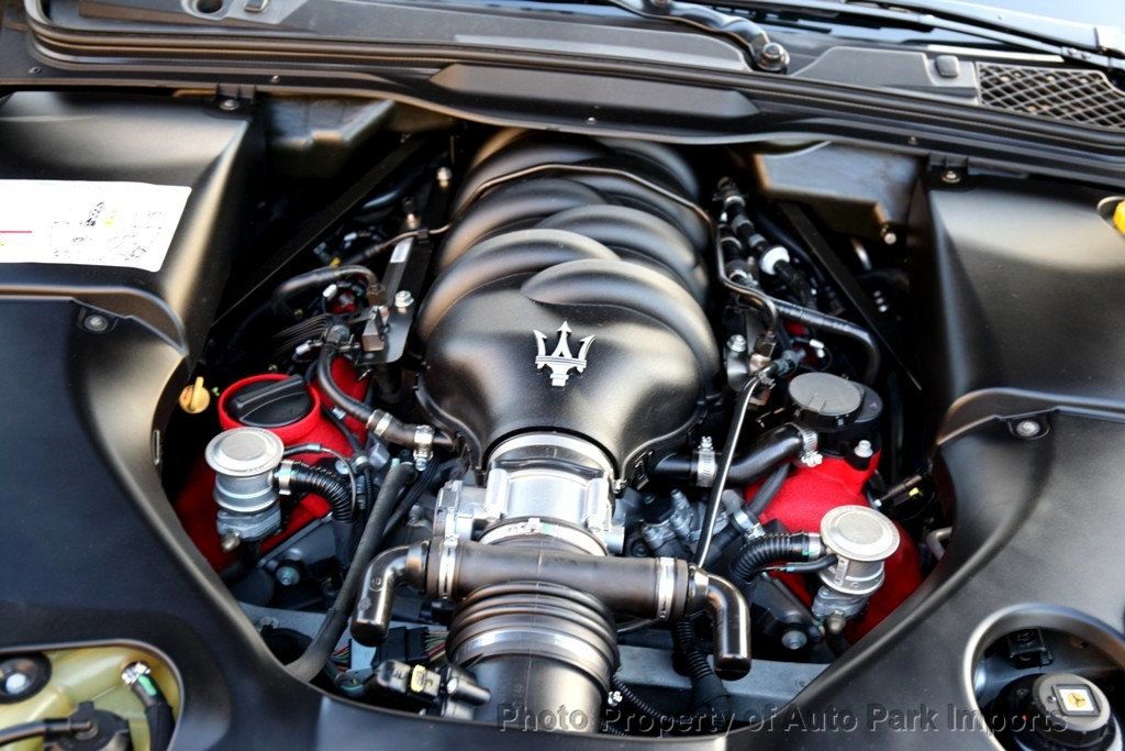 2010 Maserati Granturismo S Automatic photo 41