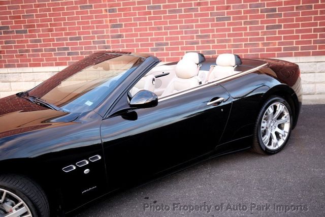 2010 Maserati GranTurismo Convertible 2dr - 22872182 - 4
