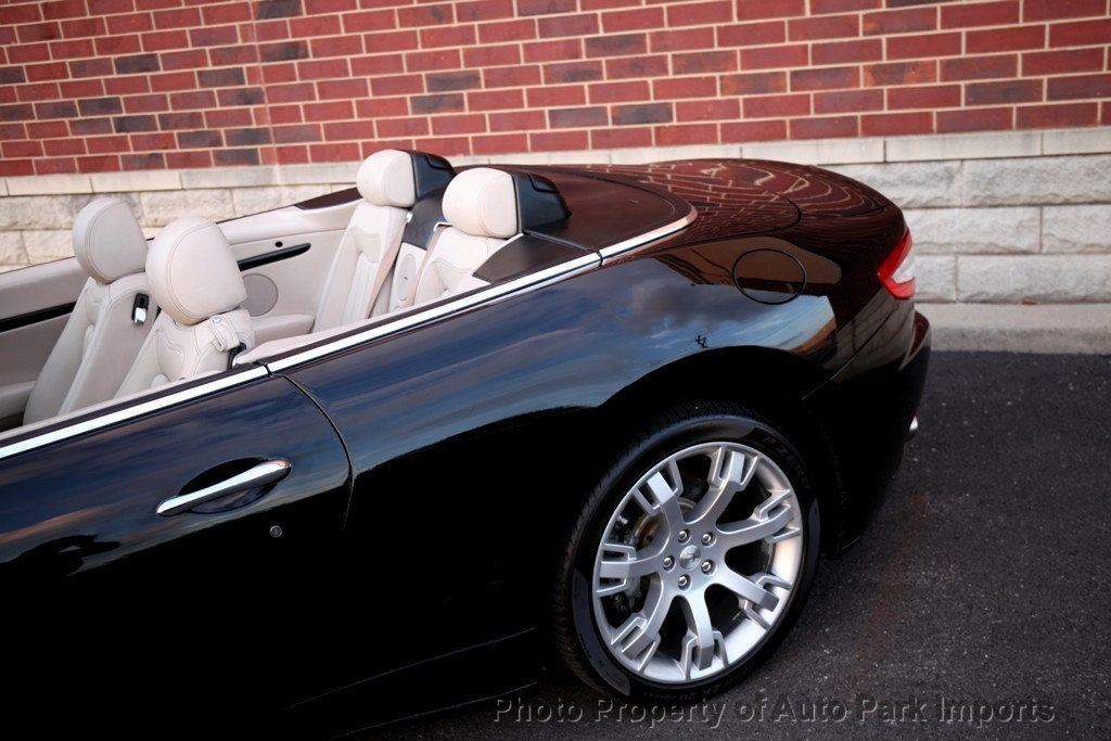 2010 Maserati Granturismo S Automatic photo 5