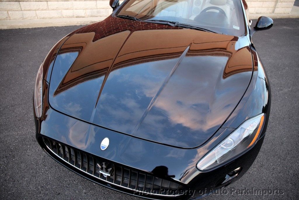 2010 Maserati Granturismo S Automatic photo 7