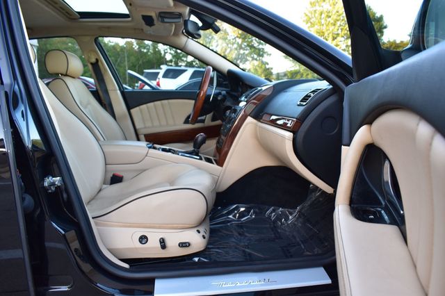 2010 Maserati Quattroporte 4dr Sedan - 23095295 - 16