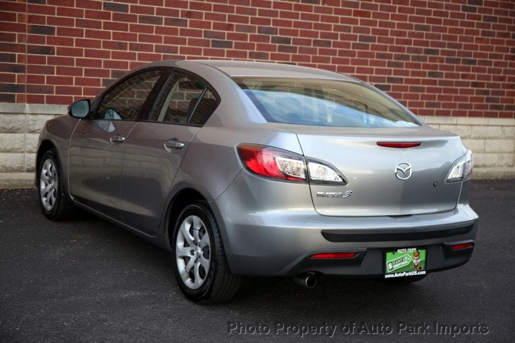 2010 Mazda Mazda3 Sedan i Sport photo 16