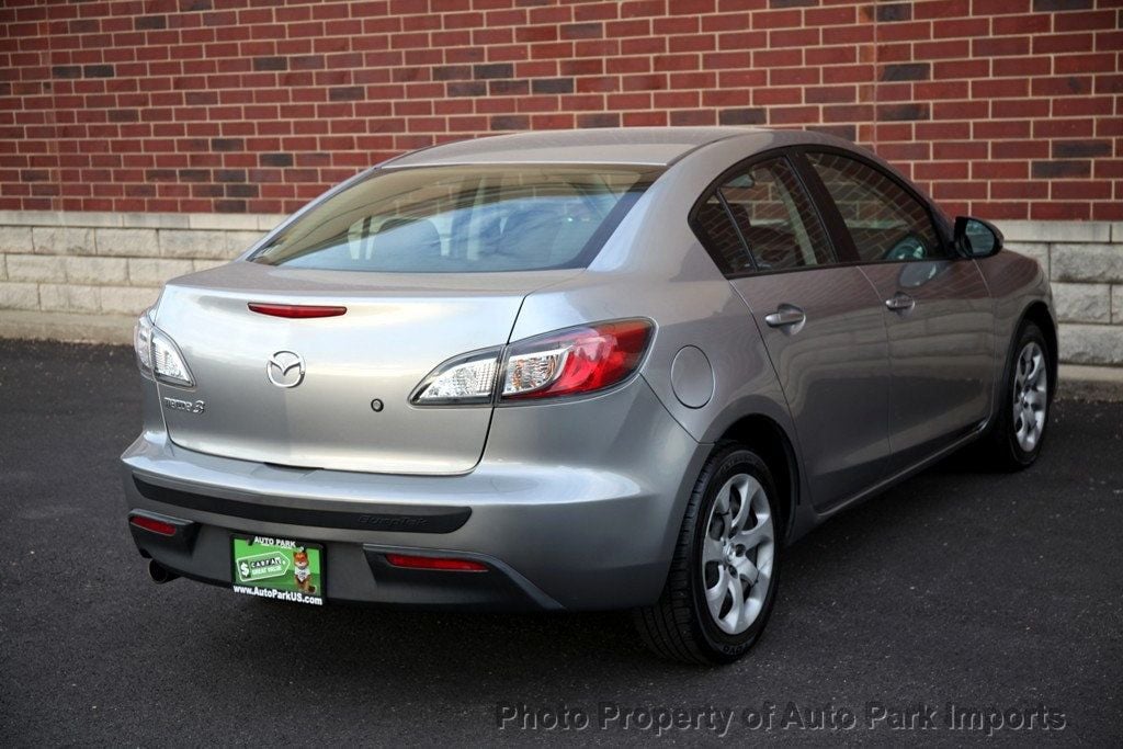 2010 Mazda Mazda3 Sedan i Sport photo 17