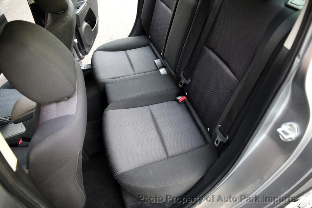 2010 Mazda Mazda3 Sedan i Sport photo 21