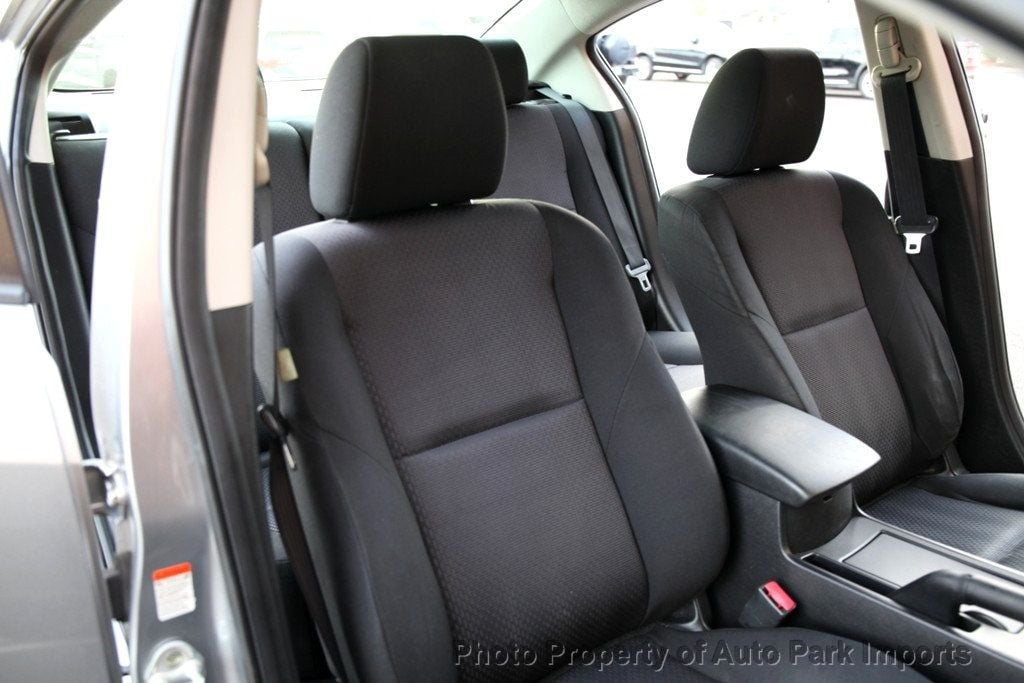 2010 Mazda Mazda3 Sedan i Sport photo 27