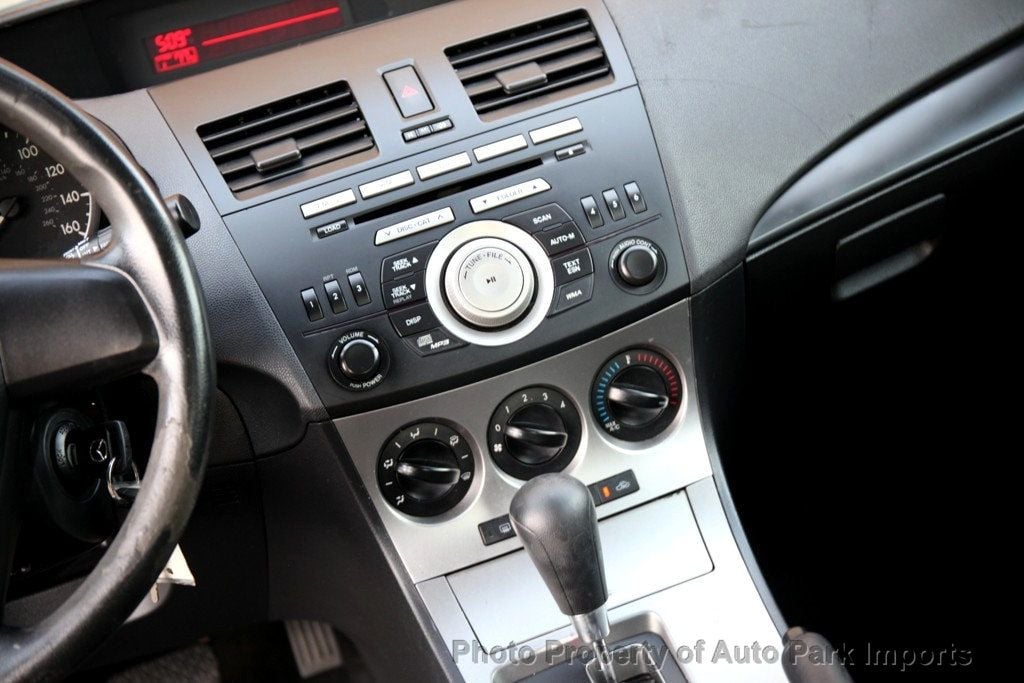 2010 Mazda Mazda3 Sedan i Sport photo 31