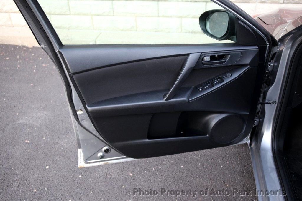 2010 Mazda Mazda3 Sedan i Sport photo 34