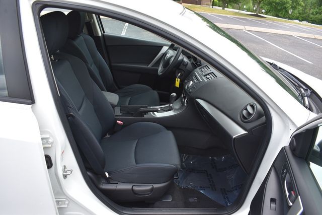 2010 Mazda Mazda3 4dr Sedan Automatic s Sport - 23023890 - 22