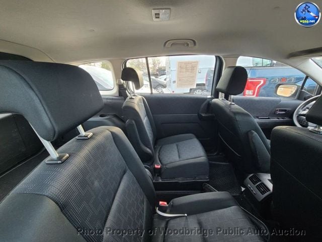 2010 Mazda Mazda5  - 22998306 - 4