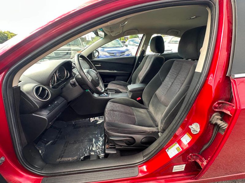 2010 Mazda Mazda6 4dr Sedan Automatic i Sport - 22904664 - 10