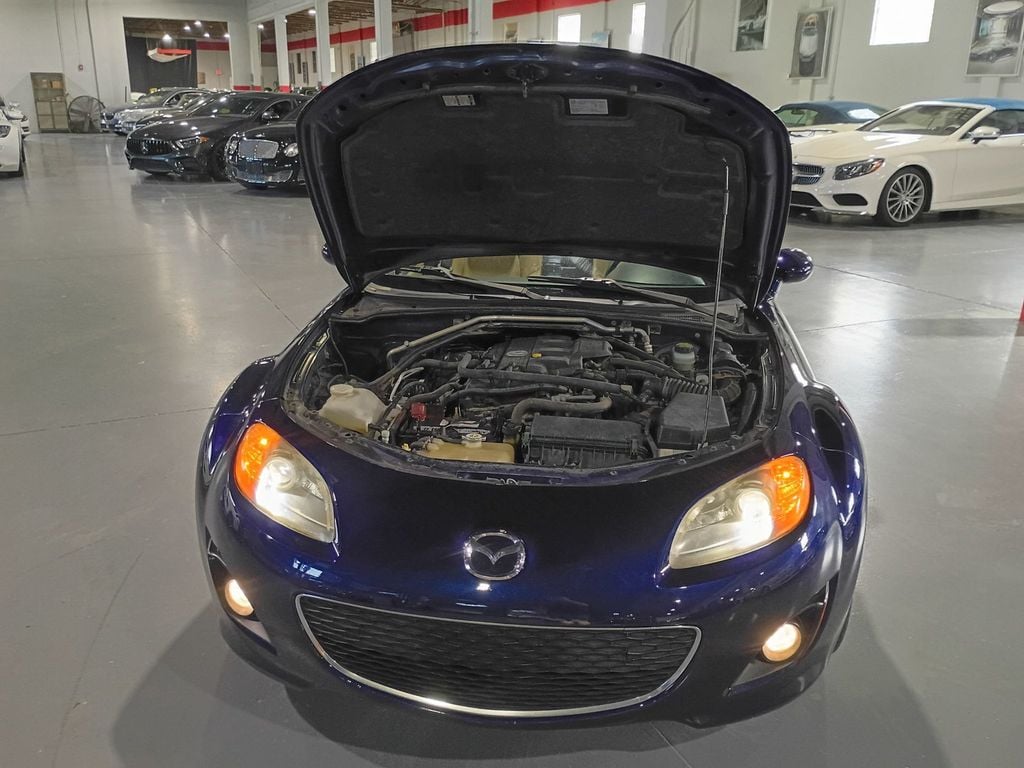 2010 Mazda MX-5 Miata 2dr Convertible Manual Sport 1 Owner - 23099538 - 28