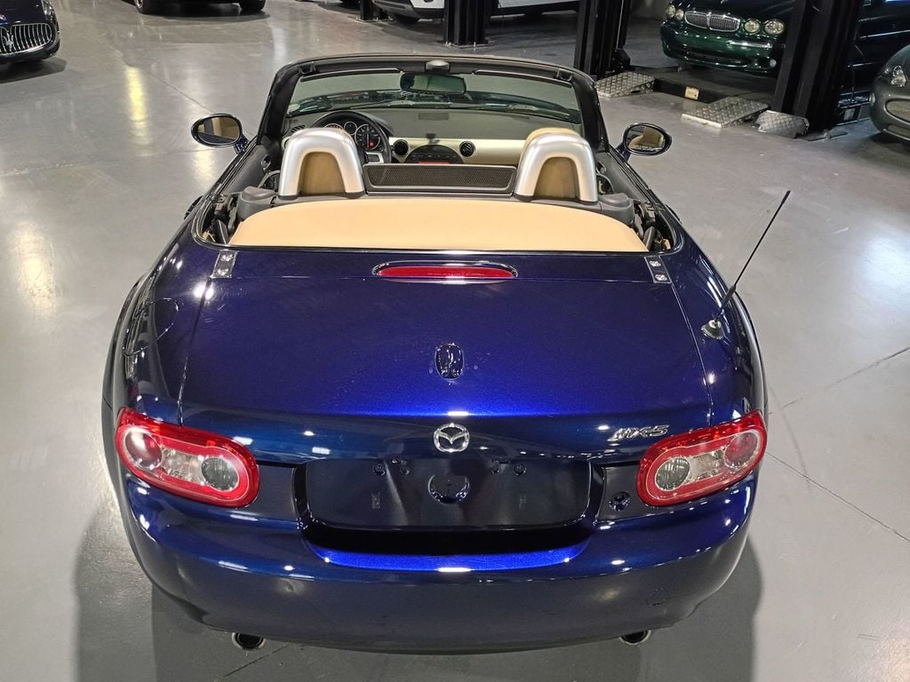 2010 Mazda MX-5 Miata 2dr Convertible Manual Sport 1 Owner - 23099538 - 5