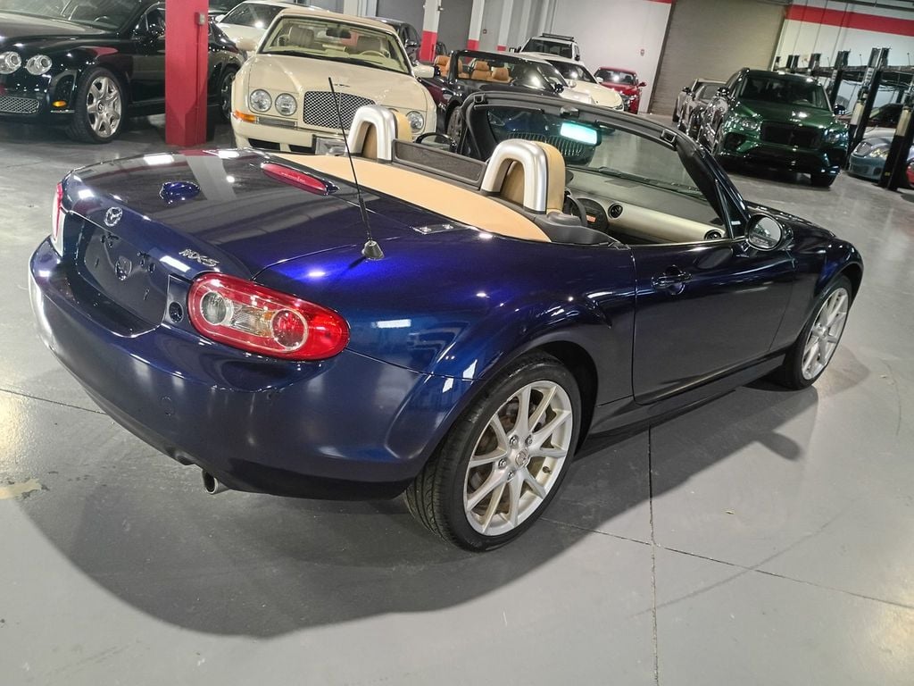 2010 Mazda MX-5 Miata 2dr Convertible Manual Sport 1 Owner - 23099538 - 7