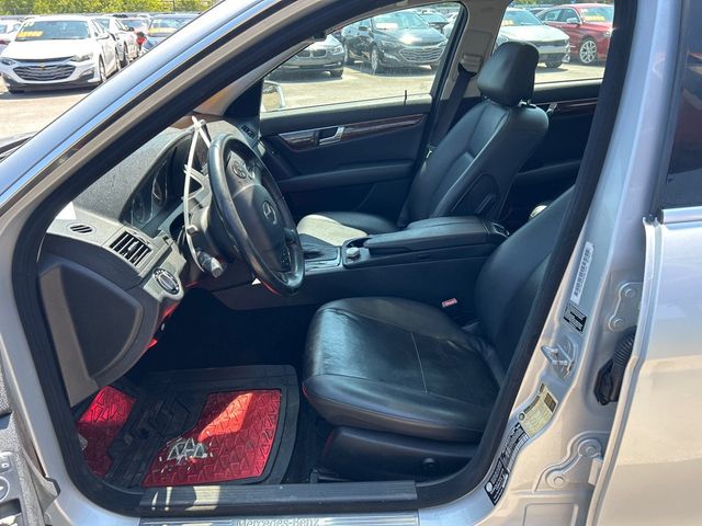 2010 Mercedes-Benz C-Class 4dr Sedan C 300 Luxury RWD - 23071710 - 7