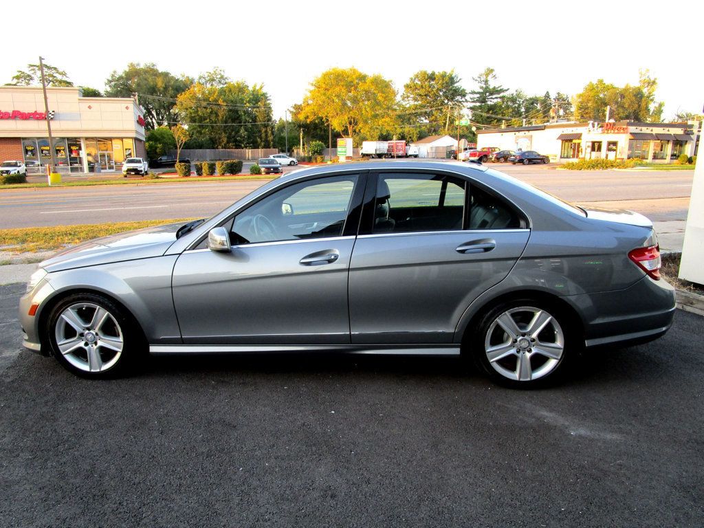 2010 Mercedes-Benz C-Class 4dr Sedan C 300 Sport 4MATIC - 22619715 - 9