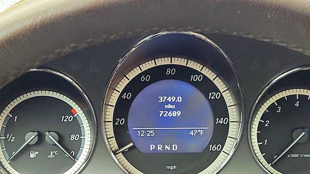 2010 Mercedes-Benz C-Class C300 - 22965310 - 14