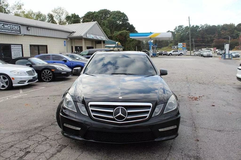 2010 Mercedes-Benz E-Class AMG, 6.3L V8, XENONS, SUNROOF, TINTED, BLUETOOTH, SPOILER & MORE - 22609445 - 1